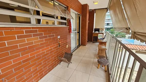 Apartamento impecável com varandas em todos os cômodos em Icaraí!