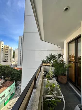 Amplo Apartamento de 4 Quartos (2 Suítes) com 207m² e Lazer Completo no Coração de Niterói!