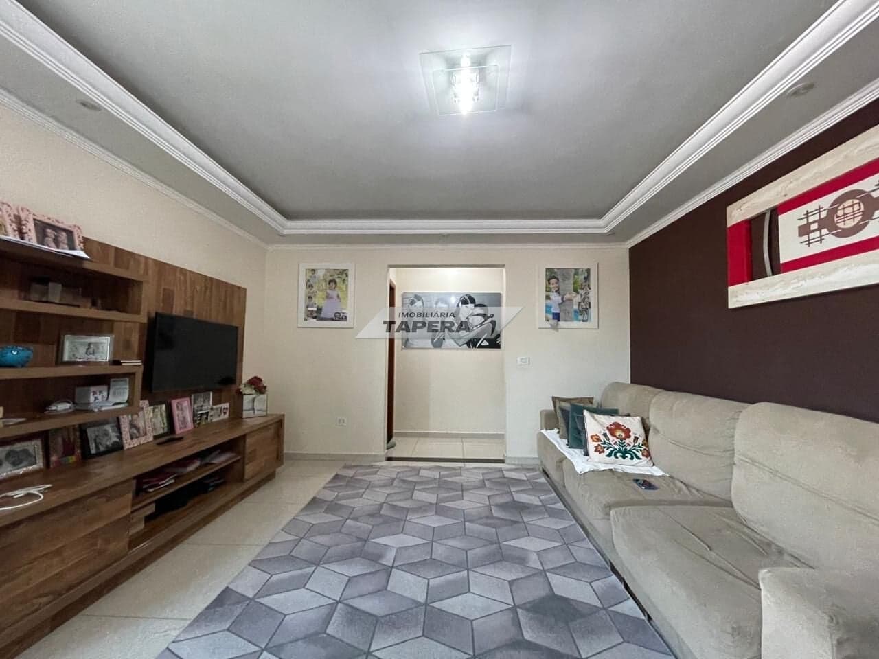 Imóvel com 2 casas à venda