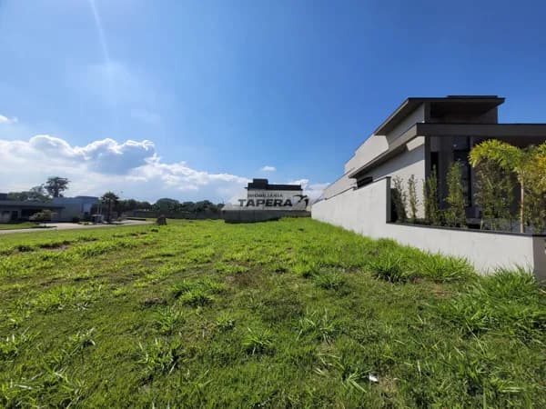 Terreno à venda