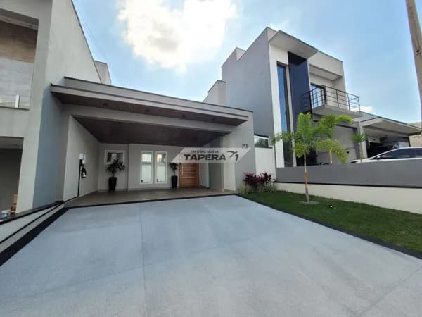 Casa à venda