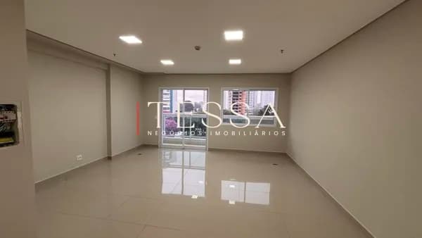 Sala comercial no Trio by Lindenberg