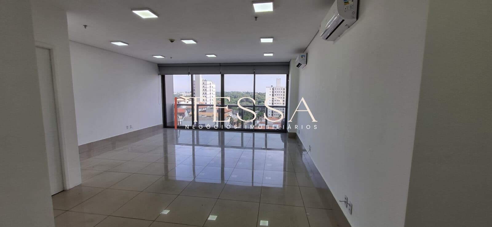 Sala Comercial no Splendor Office