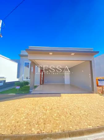 Casa em Condomínio terrea com 3 dorms 1 suite