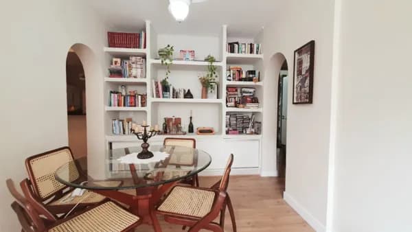 VENDO - Apartamento de alto padrão com 2 quartos quartos em Centro, Florianópolis. 68,33m² no Andréa.