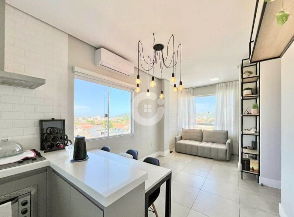 Apartamento de 2 quartos e 1 vaga no bairro Oficinas