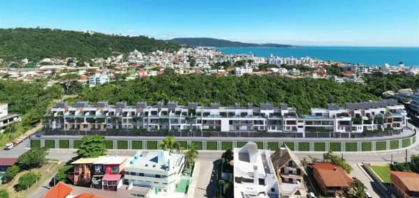 Casa à venda no bairro 4 ilhas em Bombinhas/SC