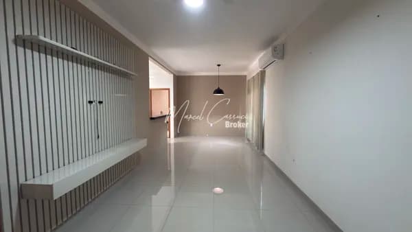 Casa 2 quartos, sendo 1 suíte, 2 vagas garagem, varanda gourmet, ambientes amplos, no bairro Regissol em Mirassol