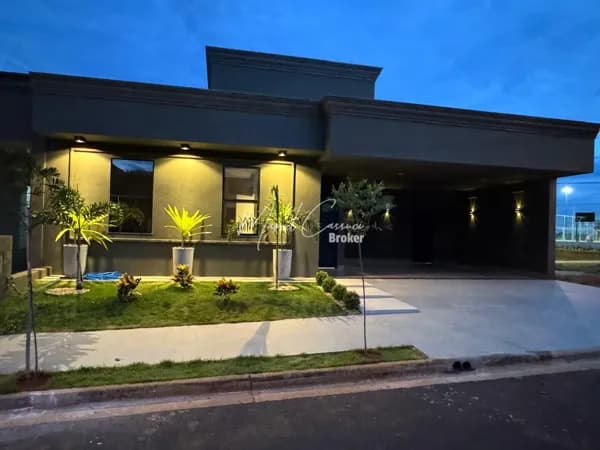 Casa à venda, 3 quartos suítes, 1 master, área gourmet, home, piscina aquecida, condomínio Village Provence, São José do Rio Preto