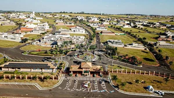 Terreno à venda no Condomínio Terra Vista com 377 metros, na cidade de Mirassol/SP.