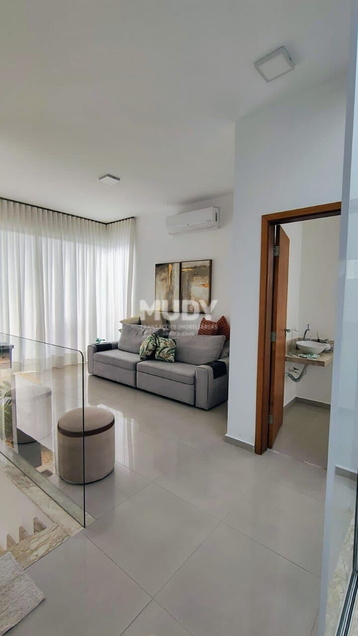 Casa em Condomínio - Jardim Panorama