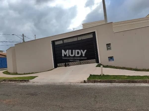 Casa em Indaiatuba - Jardim Regina