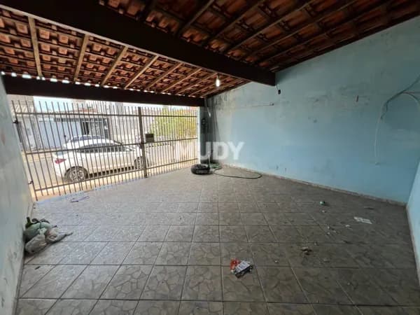 Casa térrea com 2 quartos à venda, terreno de 125m2 em Indaiatuba SP