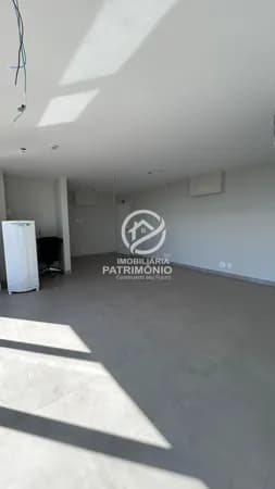 SALA COMERCIAL NO SUNSET