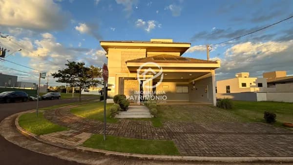 SOBRADO A VENDA NO PORTO SEGURO
