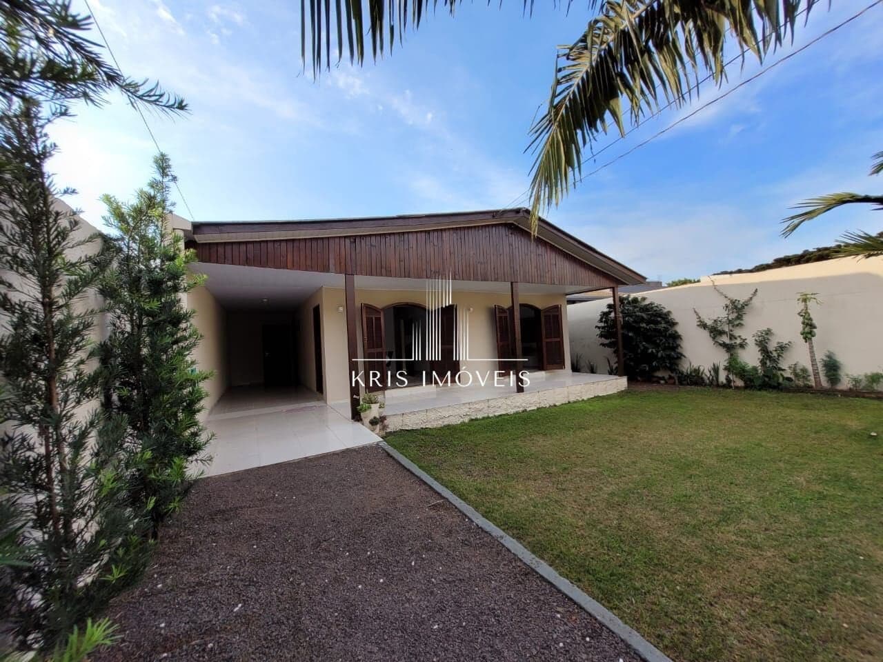 Casa no Pioneiros