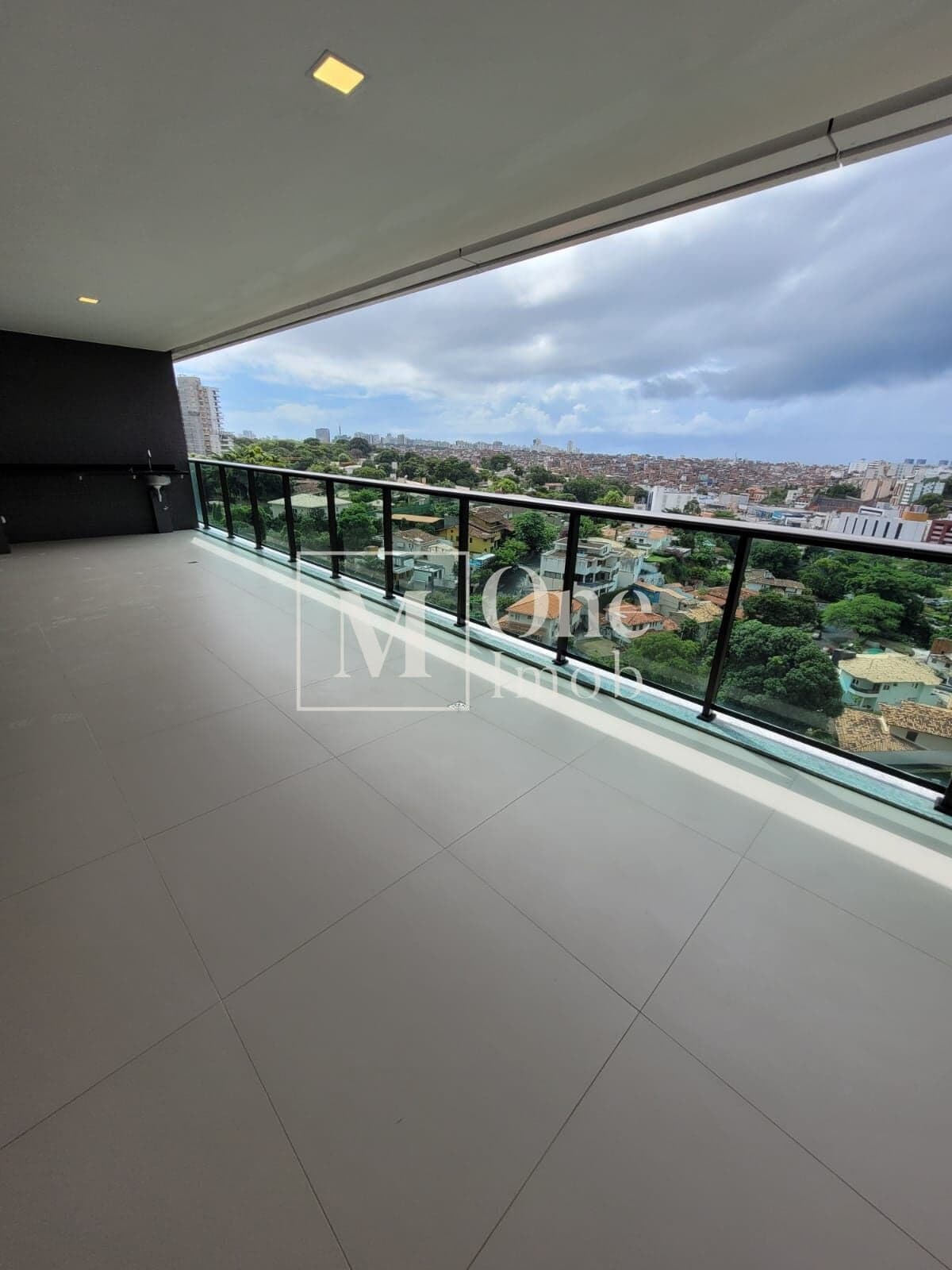 Apartamento em Salvador - Horto Florestal