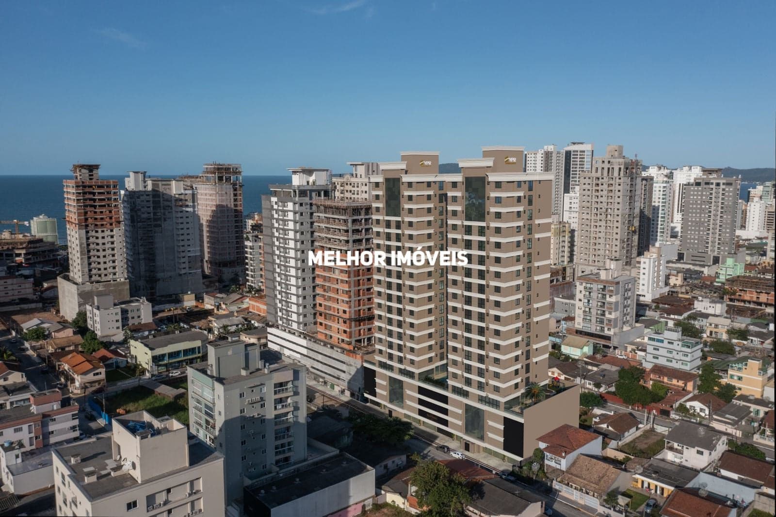 Apartamento à venda no Edifício Filipenses Residence em Itapema.