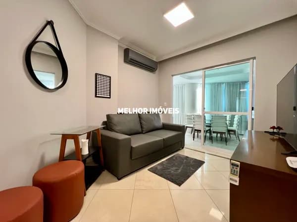Apartamento quadra mar mobiliado na Barra sul de Balneário Camboriú - SC