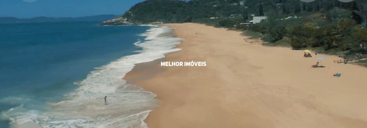 Terreno á venda na Praia do Estaleiro em Balneário Camboriú - SC