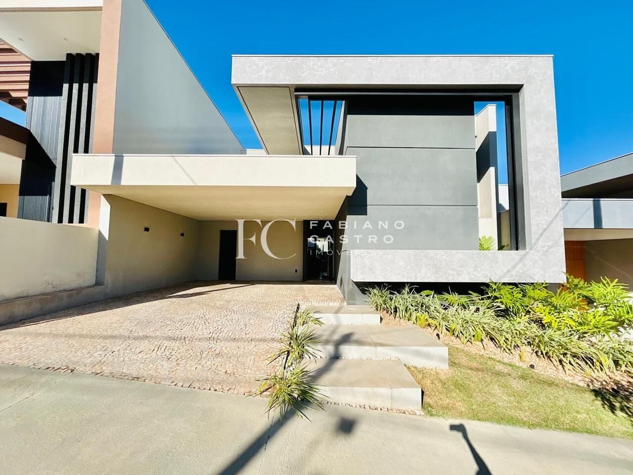 Casa de Condomínio em São José do Rio Preto - Residencial Maria Júlia