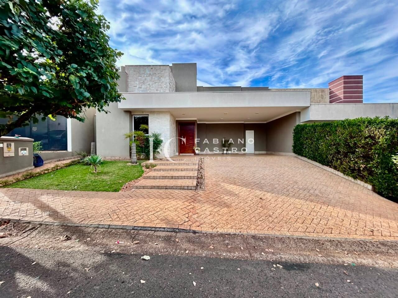 Casa de Condomínio em São José do Rio Preto - Parque Residencial Damha IV