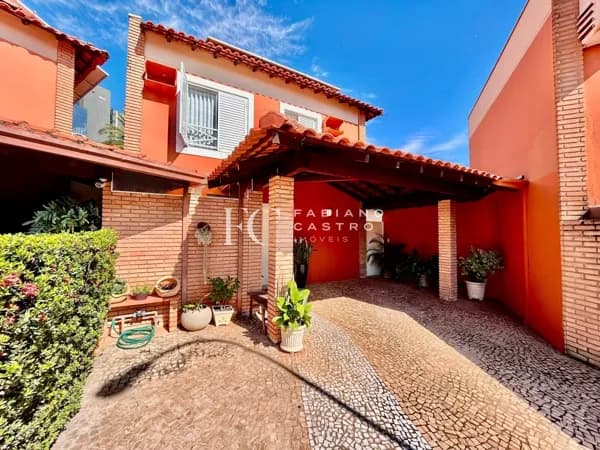 Casa de Condomínio em São José do Rio Preto - Jardim Maracanã
