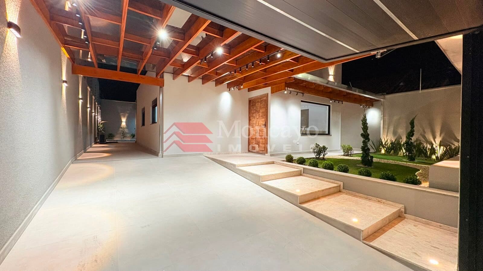 Casa à venda com 3 quartos e piscina no Estrela D'alva.