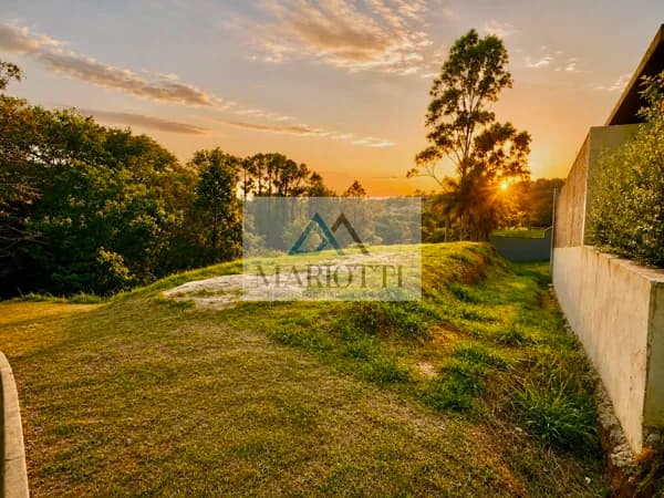 Terreno à Venda no Condomínio Reserva São Nicolau – Atibaia/SP