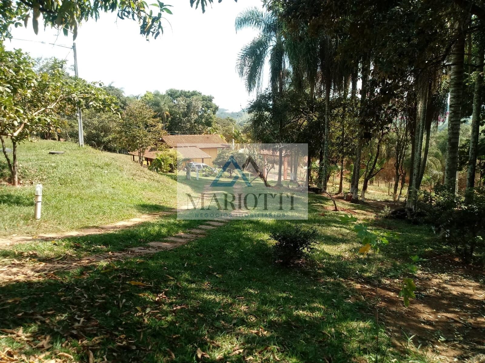 Chácara à Venda em Caetetuba – Atibaia/SP | 3.535m² de Terreno com Duas Casas e Pomar Completo