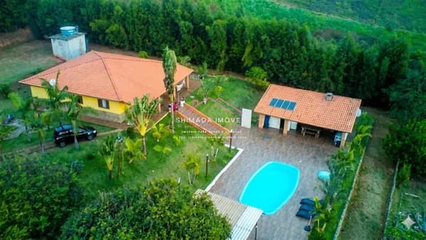 🏡 Oportunidade em Ibiúna – 21.300 m² com Piscina, Pomar e 2 Casas