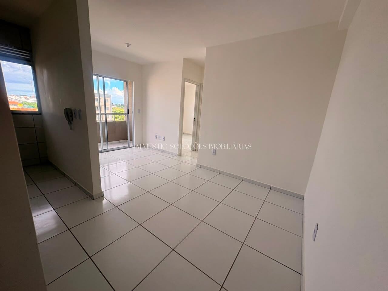Gran Village Araçagy V | 2 Quartos (1 Suíte) | Elevador | Andar Intermediário | 1 Vaga | R$ 2.000