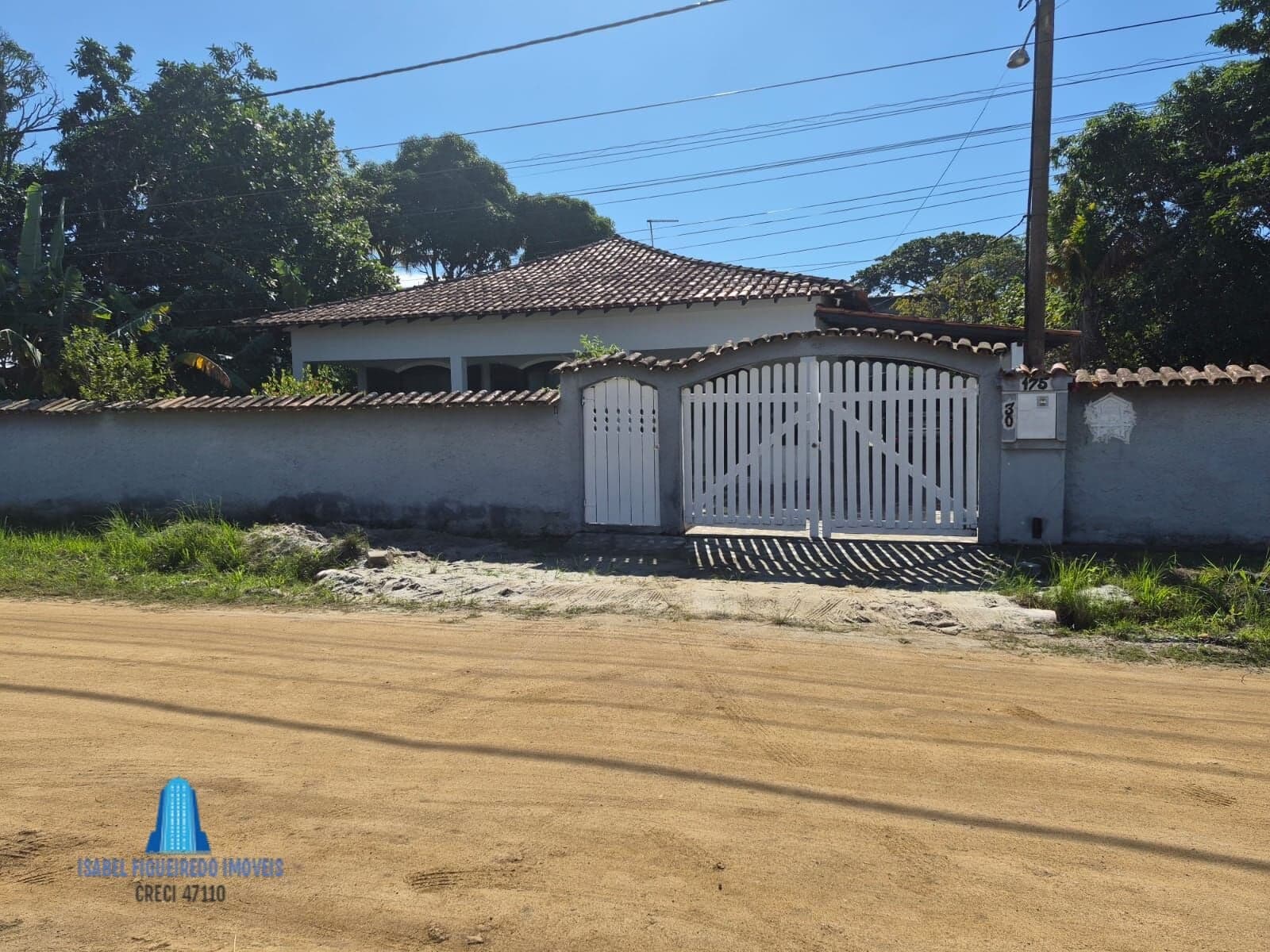 Casa em Novo Horizonte (Iguabinha), Araruama/RJ