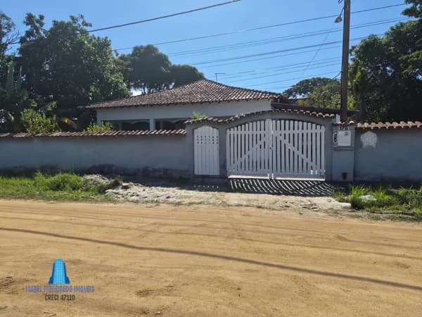 Casa em Novo Horizonte (Iguabinha), Araruama/RJ