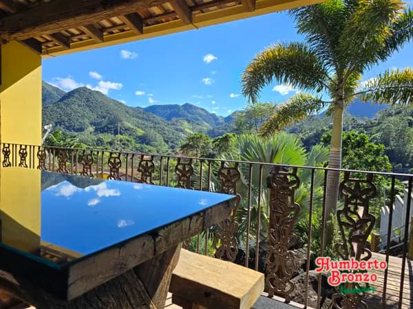 Casas com arquitetura exclusiva em Lumiar