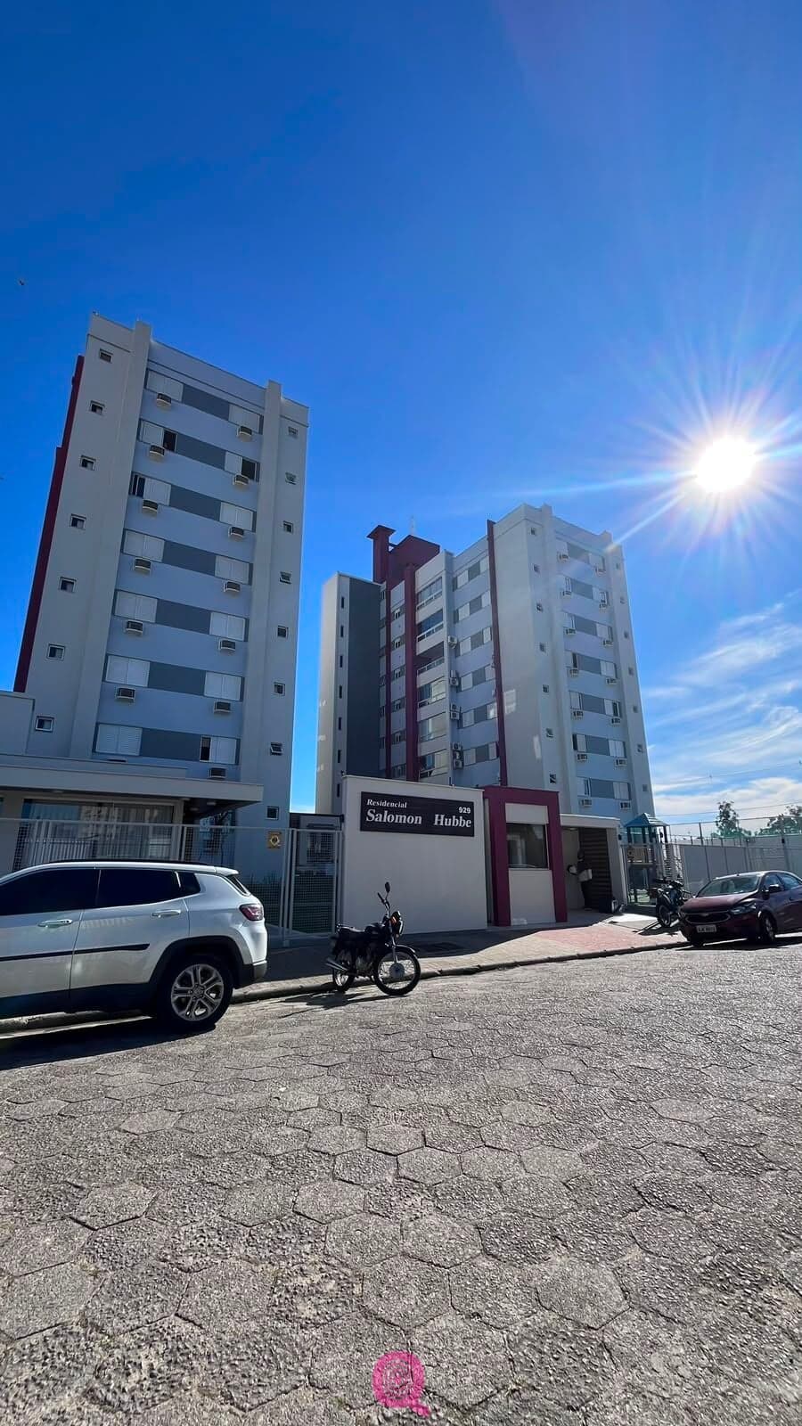 Apartamento para Locação | 3 Dormitórios (1 Suíte) | Residencial Salomon Hubbe – Bairro Dehon