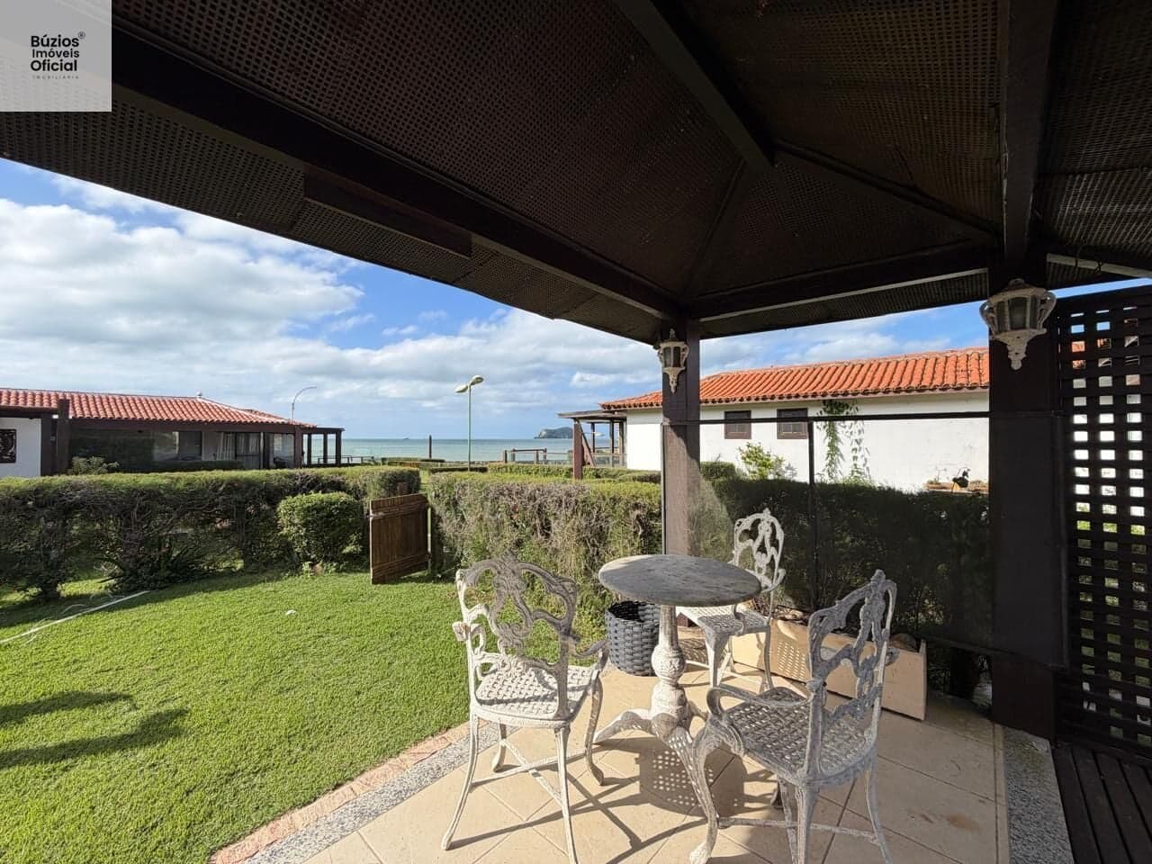 Casa vista mar em Condomínio pé na areia em Búzios.