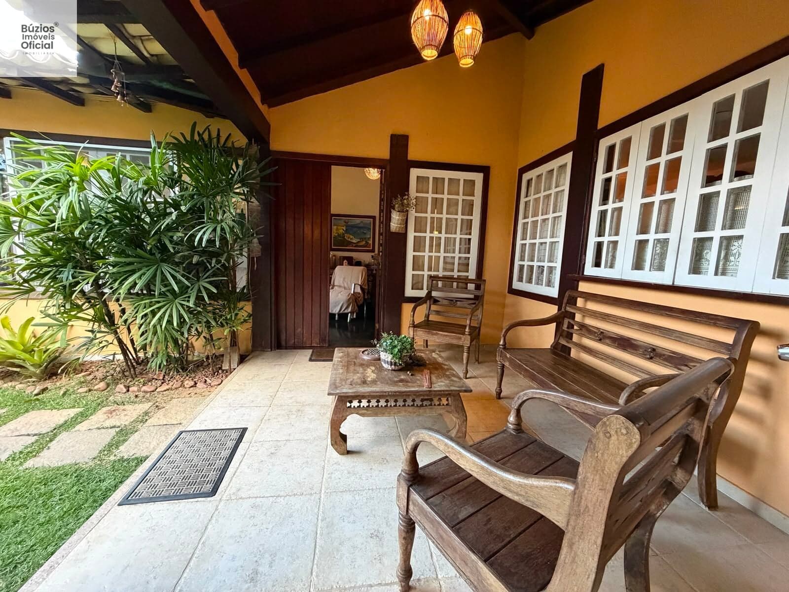 Casa em Condomínio próximo ao Centro de Búzios