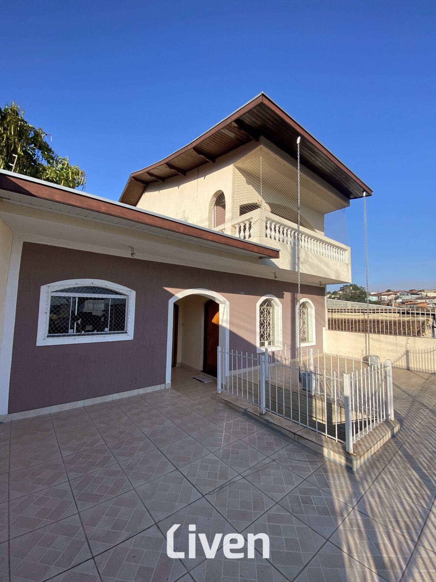 SOBRADO 189M², 3 QUARTOS - 1 SUÍTE, MONTE CASTELO