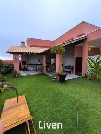 SOBRADO EM CONDOMÍNIO À VENDA COM 4 QUARTOS, 240M² NO VERANA.
