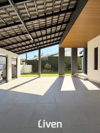 Sobrado Exclusivo com 3 Pavimentos no Condomínio Jardim das Colinas – Amplitude, Conforto e Privacidade