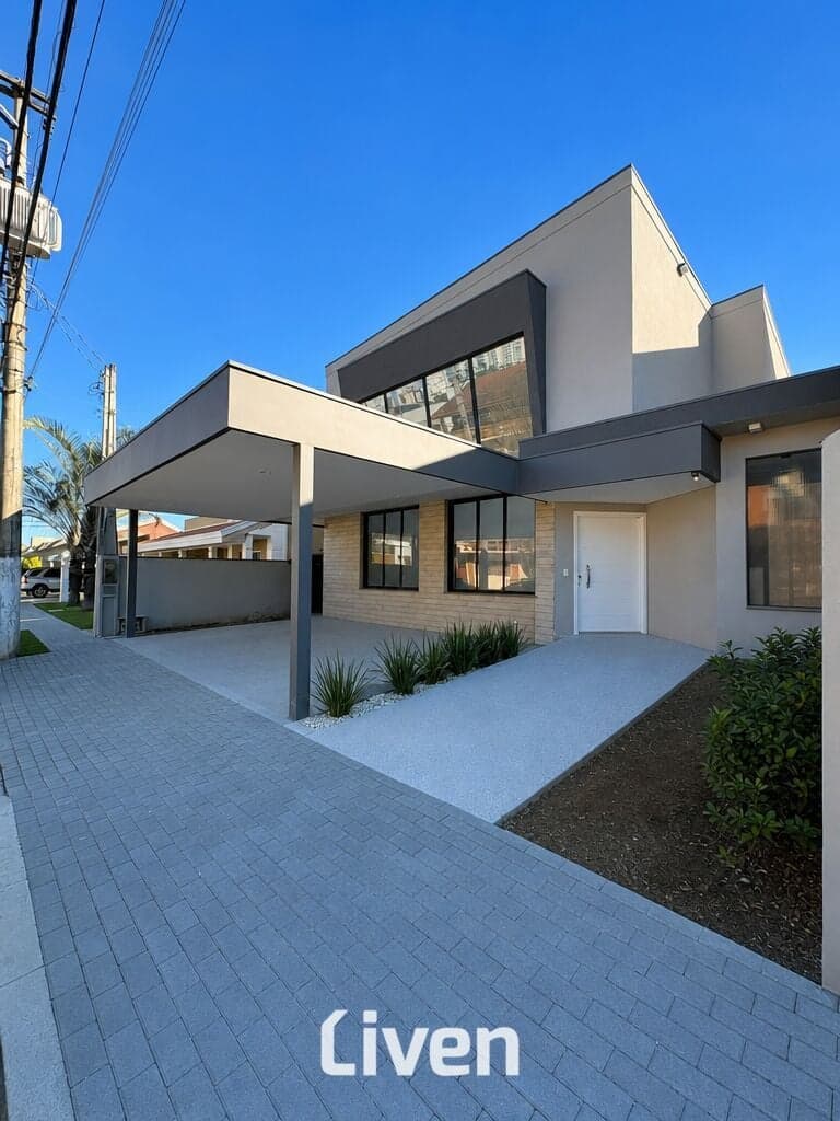 SOBRADO EM CONDOMÍNIO À VENDA COM 5 QUARTOS, 357M² NO JARDIM DAS COLINAS.