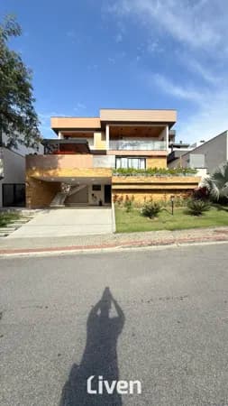 Casa no Condomínio Residencial Jaguary