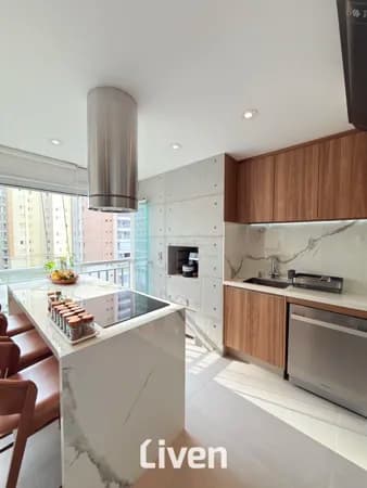 Apartamento no Jardim Aquarius com planta reversível, closet e acabamento premium
