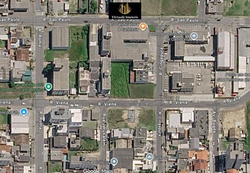 Terreno com 440m2 no bairro Santa Regina em Camboriú