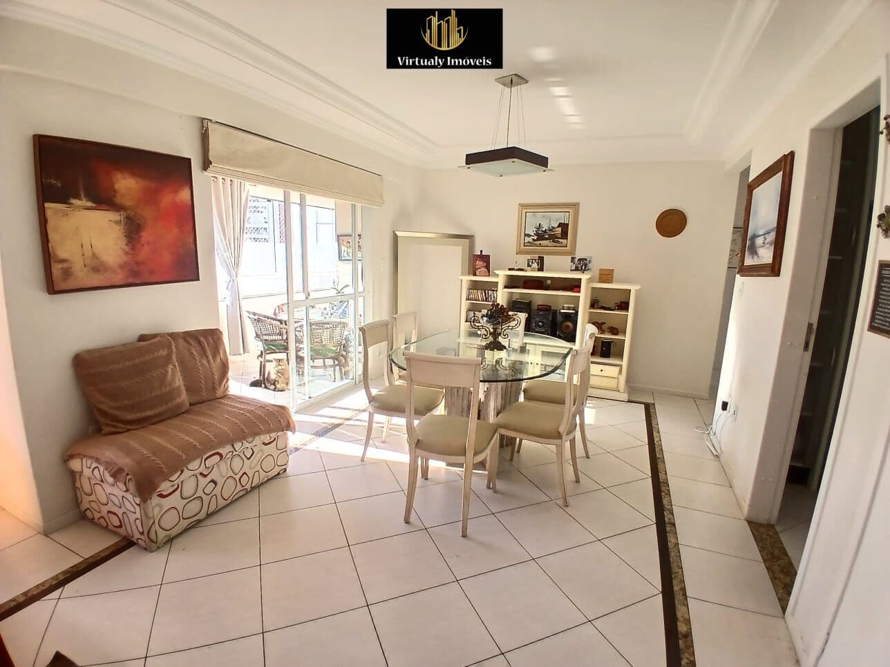 Apartamento mobiliado para locação no Edifício Stradivarius em Balneário Camboriú