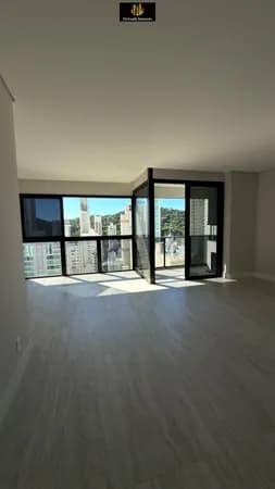 Apartamento no Edifício Riomaggiore em Balneário Camboriú