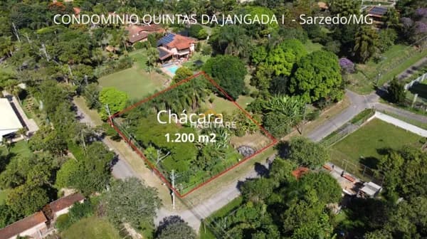 Chácara no Condomínio Quintas da Jangada I - Sarzedo/MG.