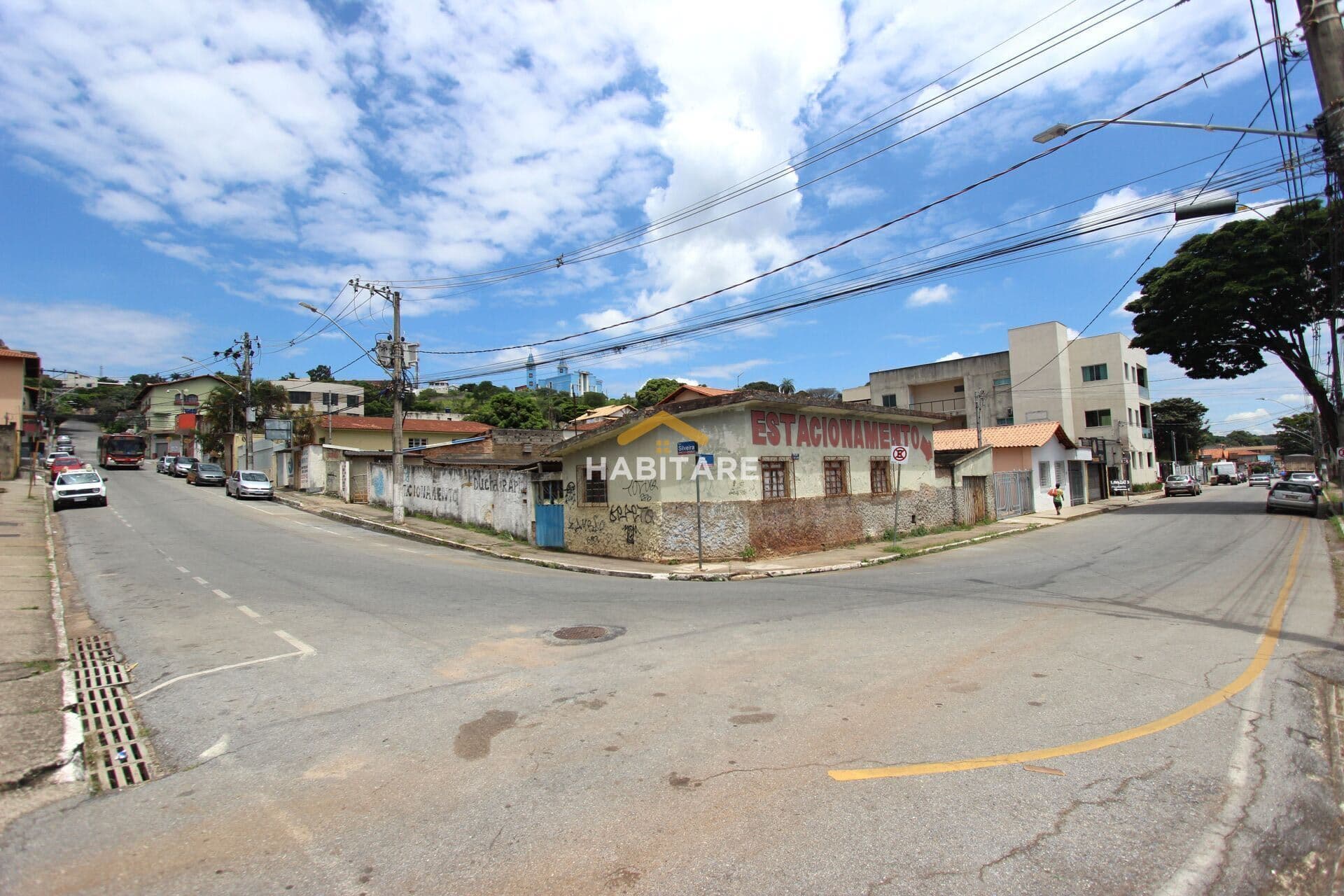 Lote no centro de Ibirité com 562,69 m2