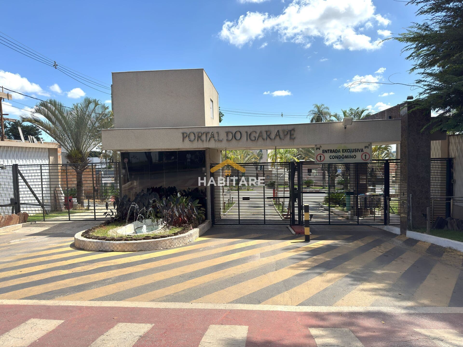 Casa em Condomínio Portal do Igarapé